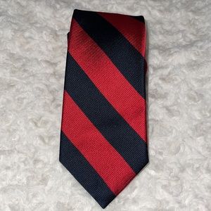 JOHNATHAN LAKE TRADITIONAL DISTINCTION TIE! 100% Silk. The perfect Power Tie.